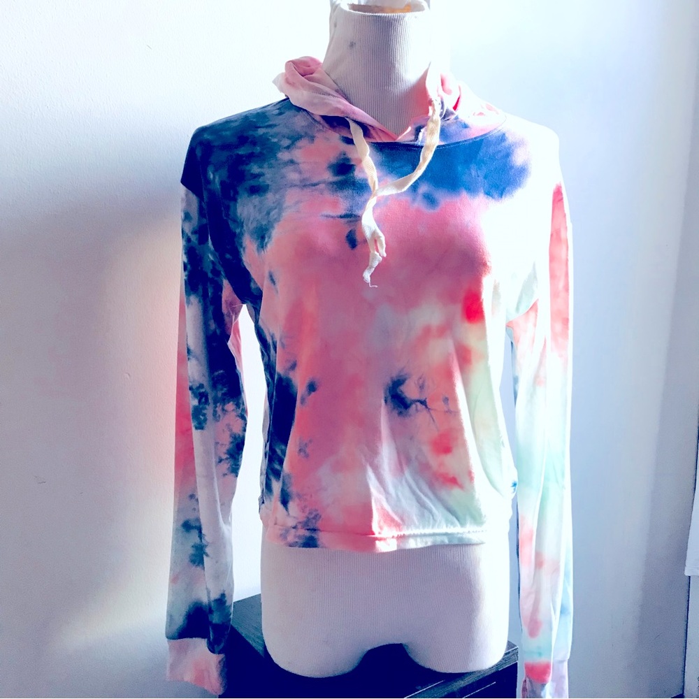Tie-Dye Pink & Blue Hooded Women's Top